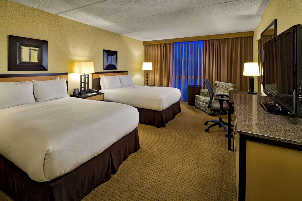 DoubleTree by Hilton Chicago - Arlington Heights