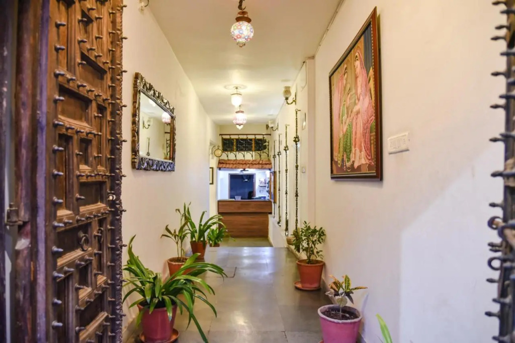 Hotel Devraj Niwas on Lake Pichola