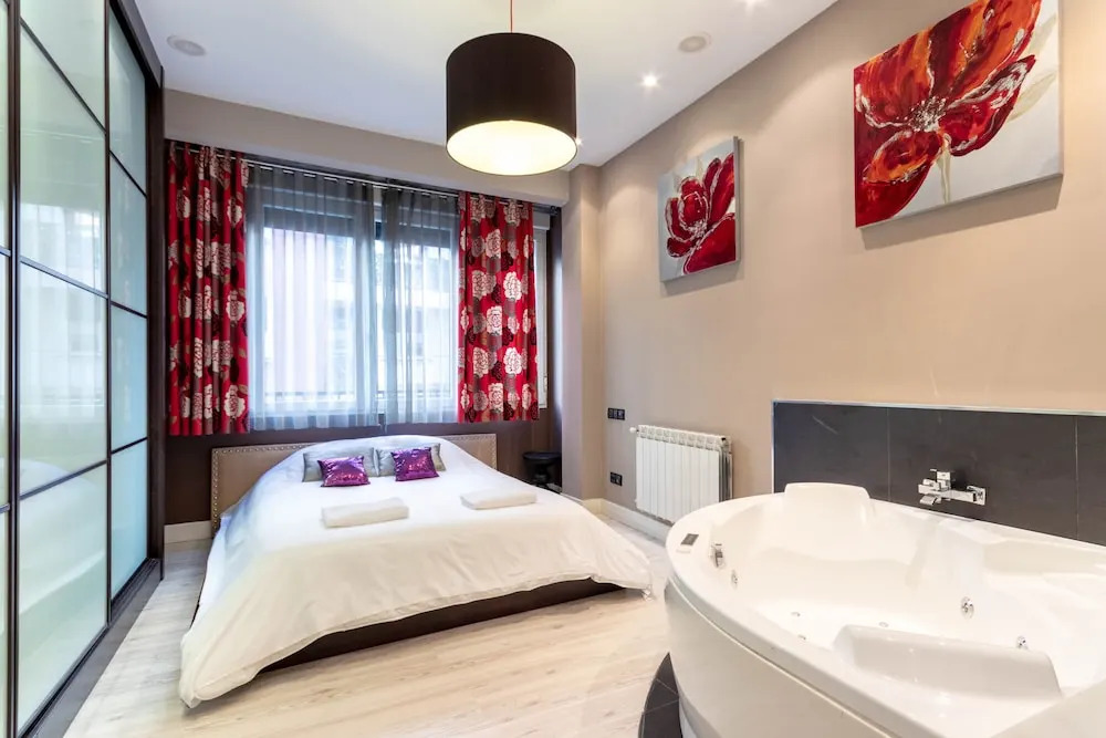 Volantin II Apartment by Aston Rentals