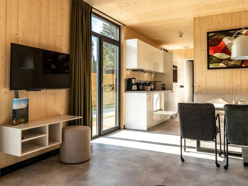 Modern Holiday Home With hot tub in Winterberg