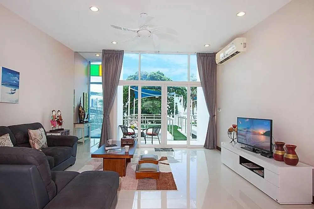 Bangsaray Beach House 2 Bed