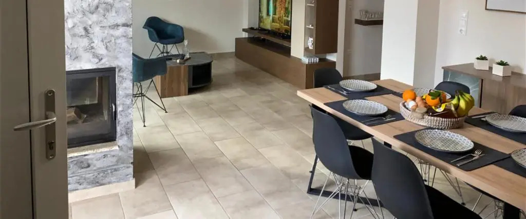 Olive Hill Apartment