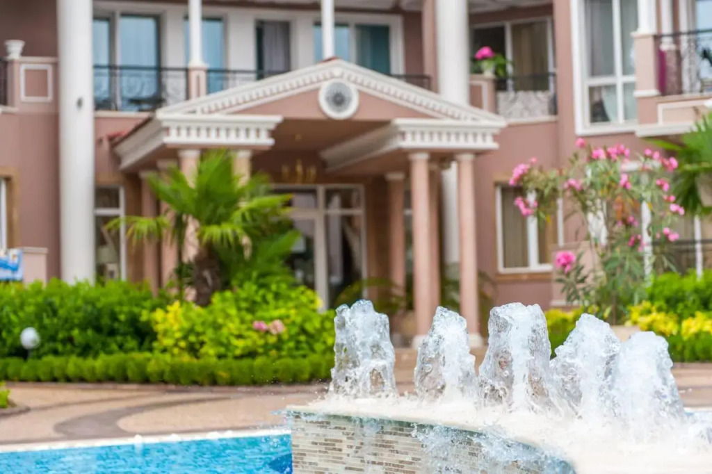 Izida Palace Apartments