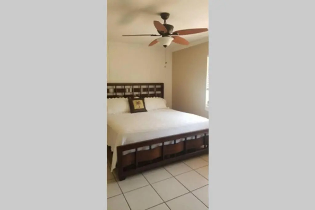 3220 NE 15th st. Unit 2