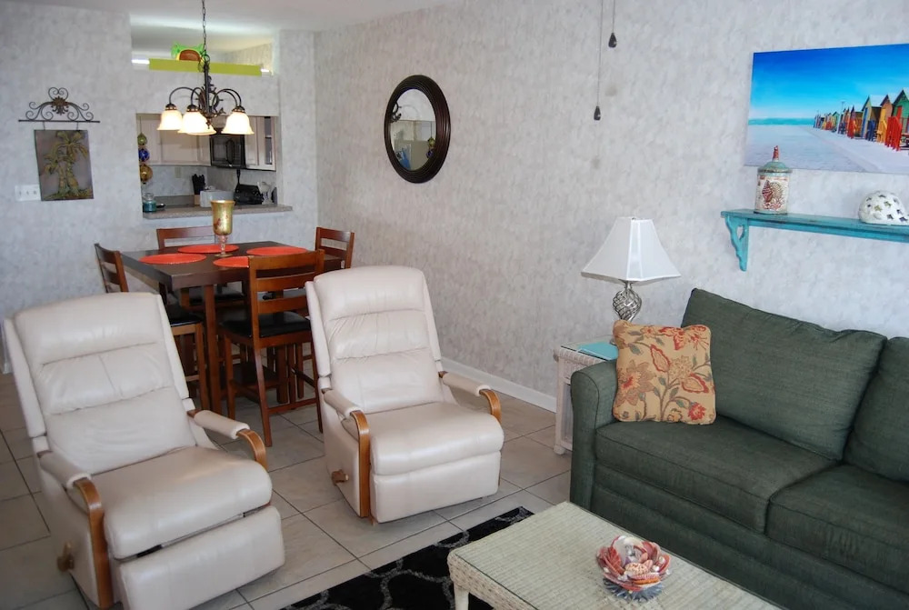 Gulf Village 412 by RedAwning