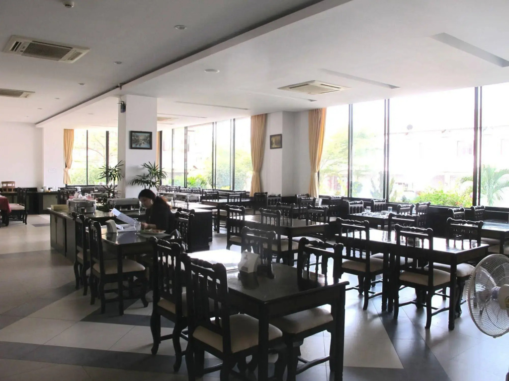 Chatkaew Hill and Residence