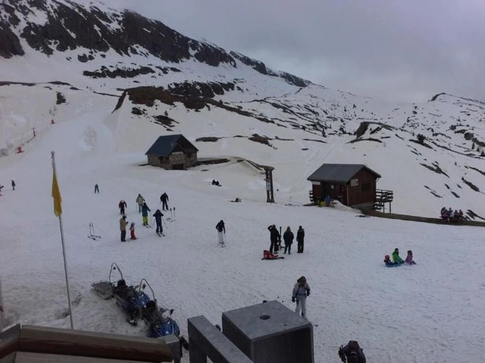 Apartment With 2 Bedrooms in Vaujany, With Wonderful Mountain View and