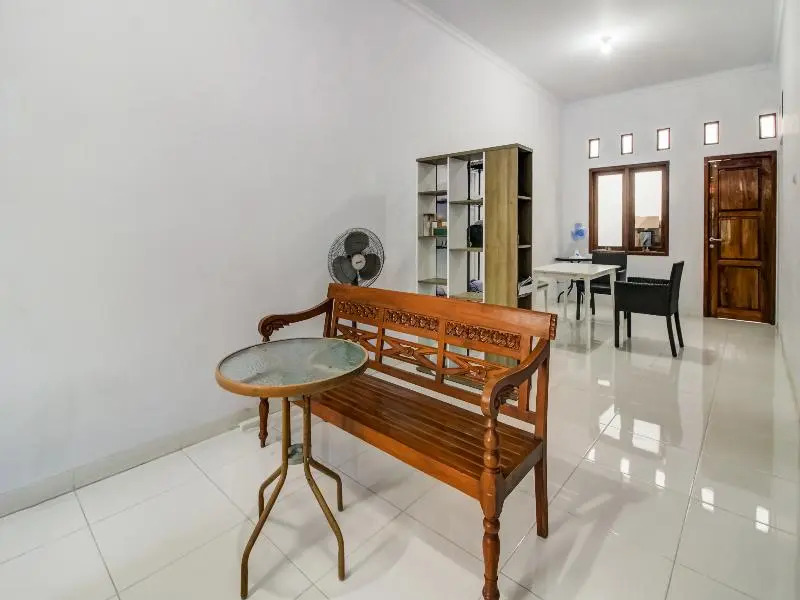 Hotel O Cottage Putra Mutun Beach