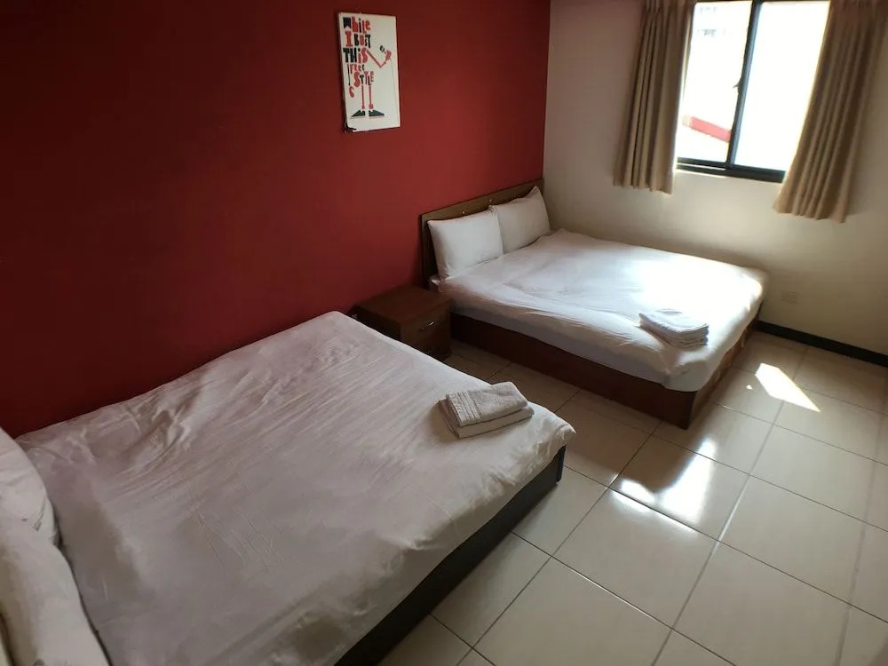 Taichung Go-Around Hostel