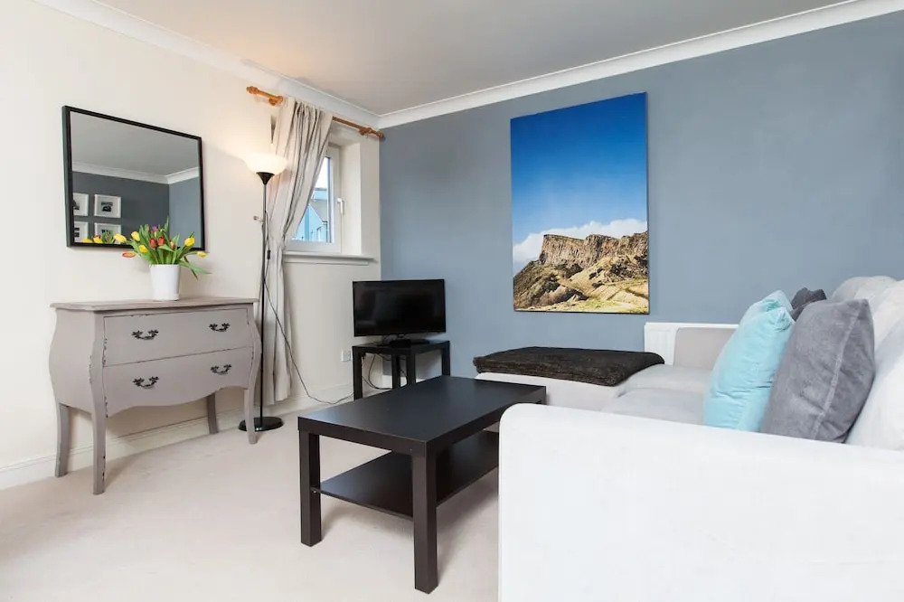 The Holyrood Road Apartment