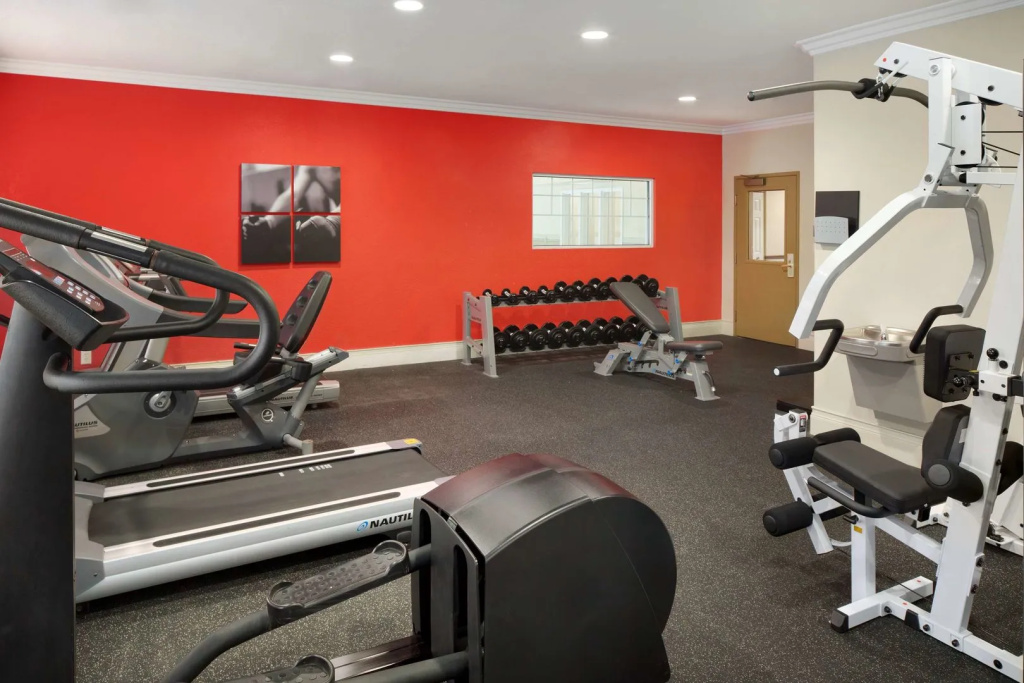 Country Inn & Suites by Radisson, Champaign North, IL