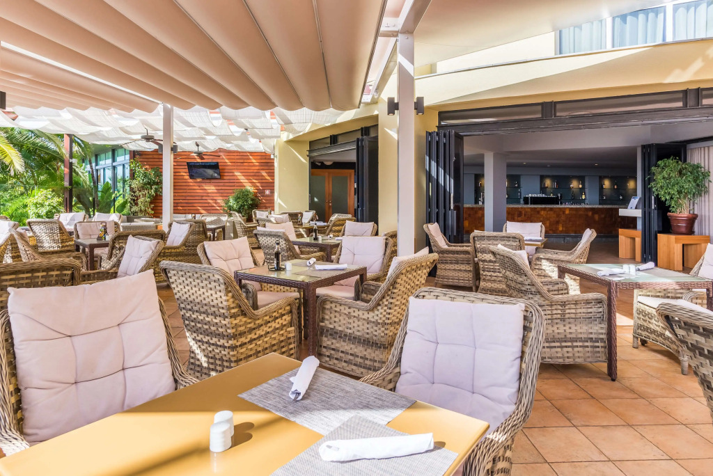 Hotel Calheta Beach