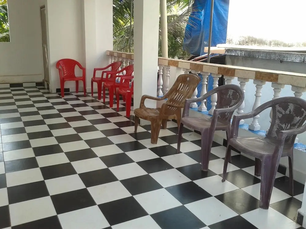 Romaldo Guest-House