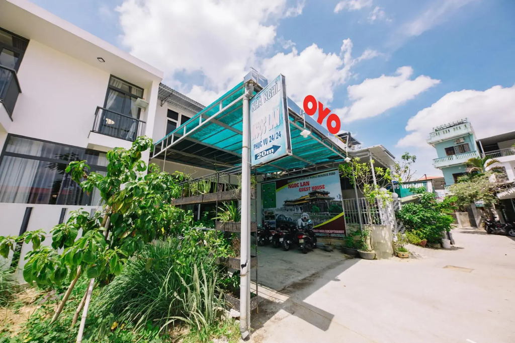 Ngoc Lan Motel by OYO Rooms