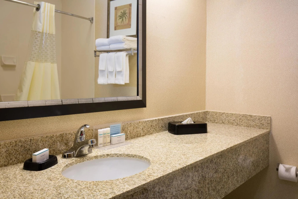 Hampton Inn & Suites Fort Wayne-North
