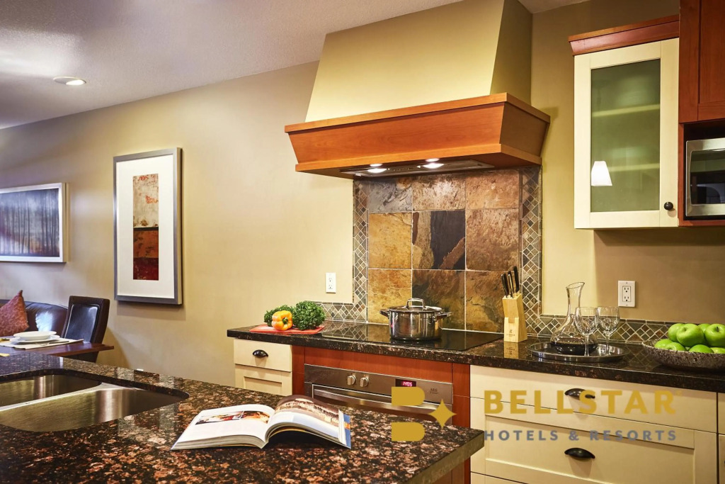 Bellstar Suites at Solara Resort
