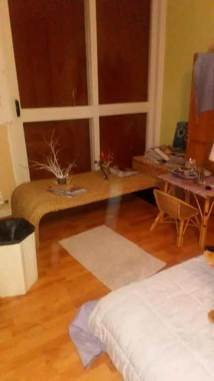 chambre chez l habitant mère Elvira le phare intérieur