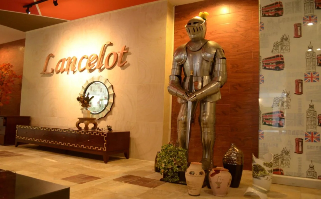 Lancelot Residence