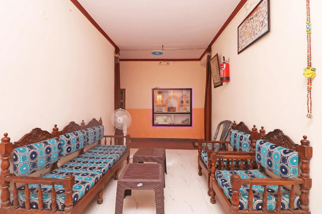 SPOT ON 45493 Hotel Pratap Inn