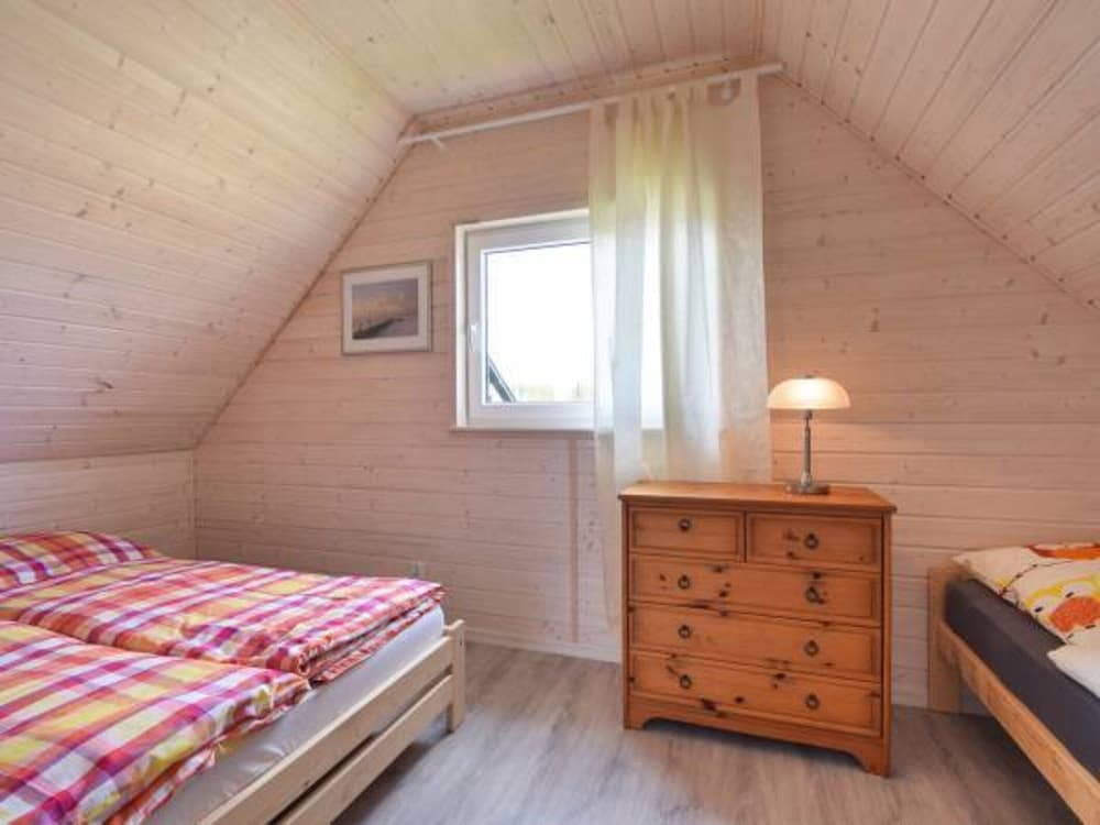 Two-story Holiday Cottages in Gaski