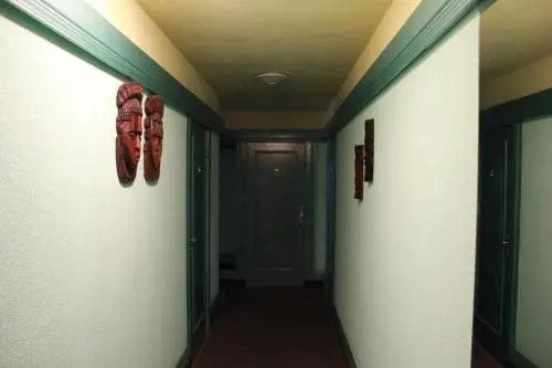 Adeo Hostel