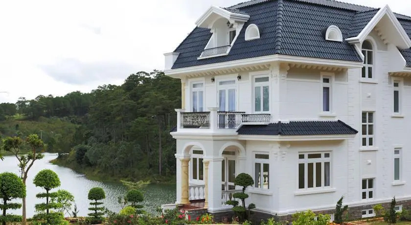 ALMA Guest House at Sacom Tuyen Lam resort
