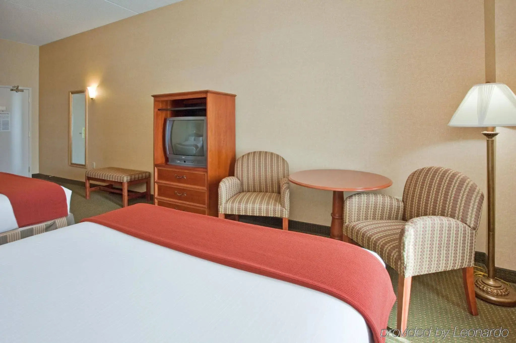 Holiday Inn Express Hotel & Suites Drums-Hazelton by IHG