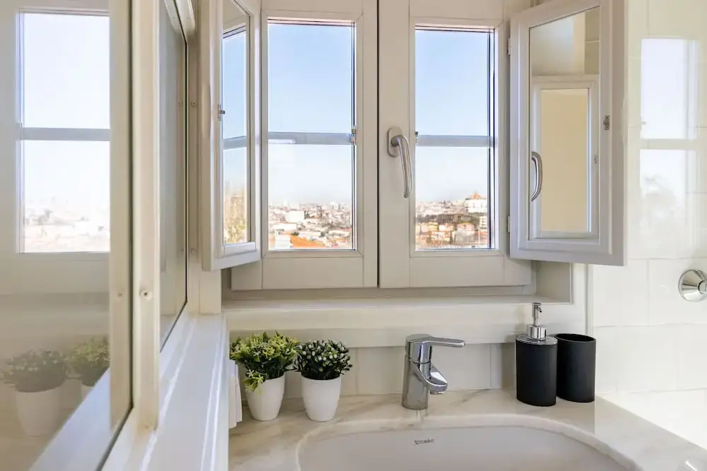 Gaia22 · Gaia's Deluxe Apartment 3 BD Stunning Views