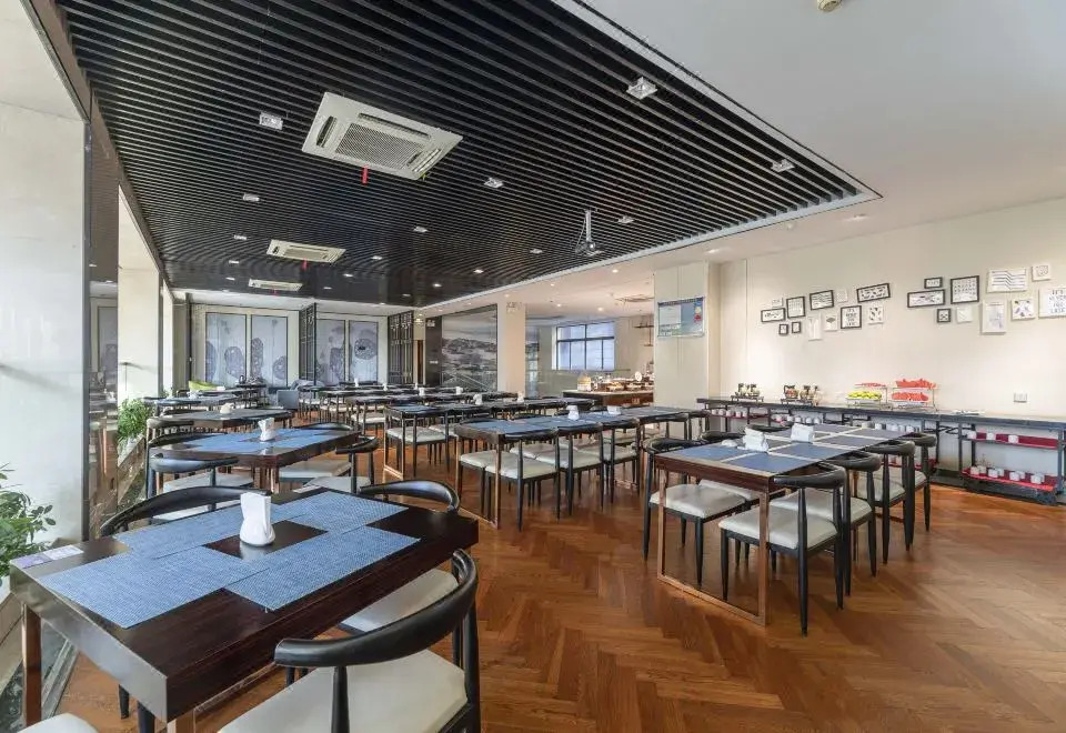 acorn hotel(Ningbo Hangzhou Bay New District Store)
