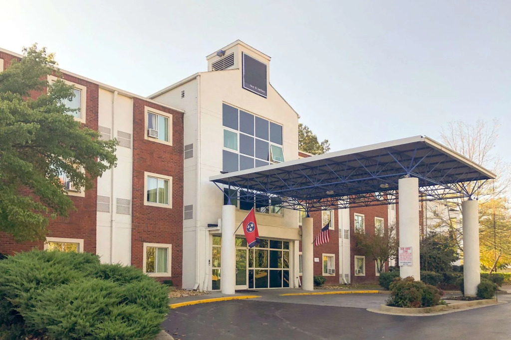 Sleep Inn & Suites