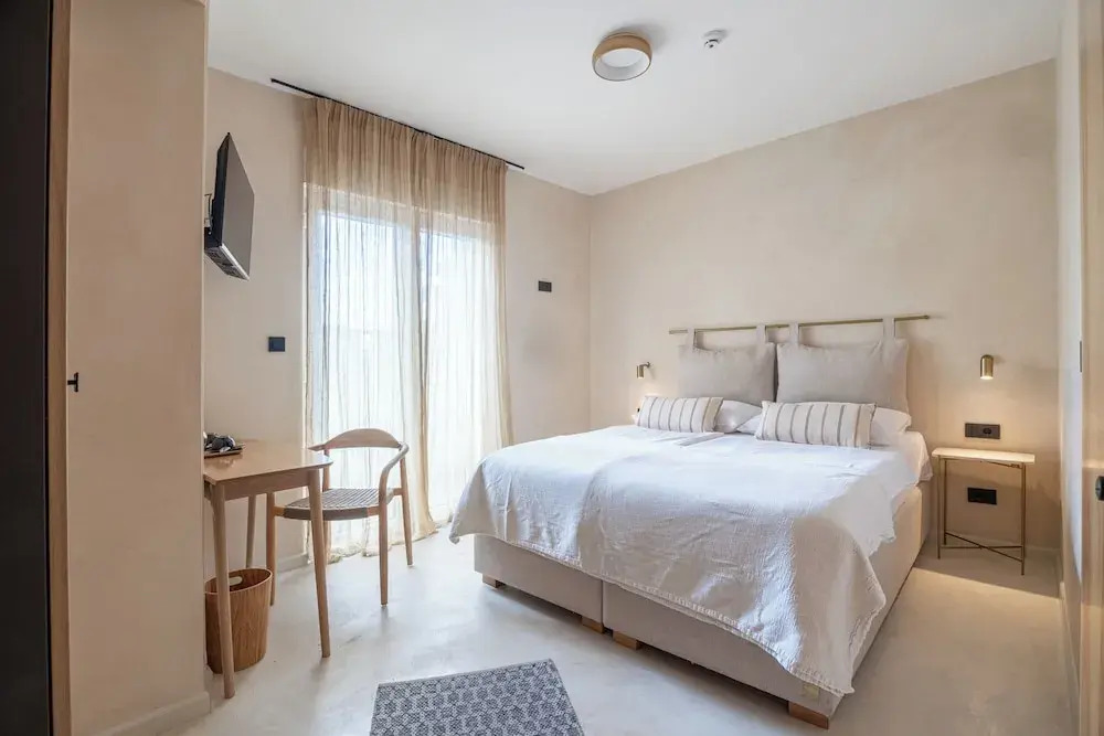 lo͝or luxury retreat
