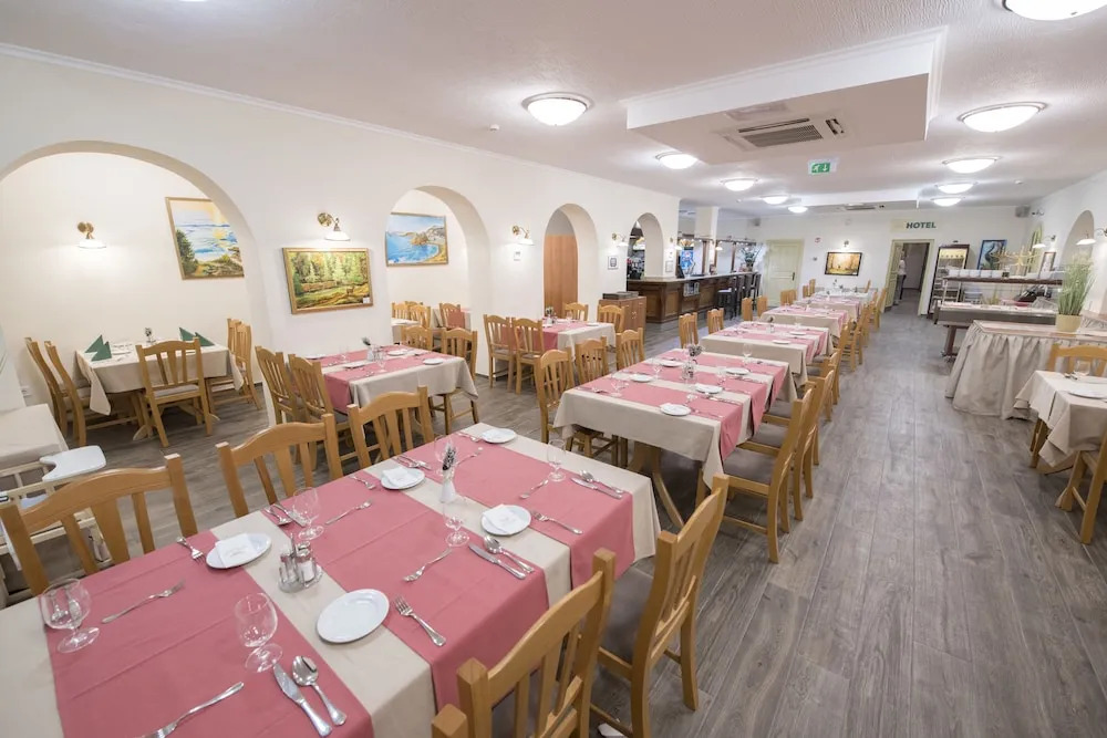 Land-Plan Hotel
