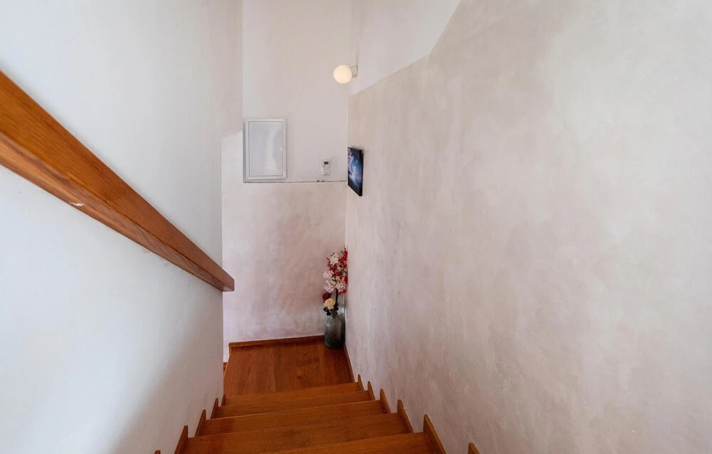 Awesome Apartment in Klek With 3 Bedrooms and Wifi
