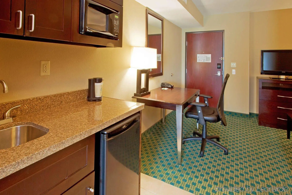 Doubletree By Hilton Fort Worth Fossil Creek