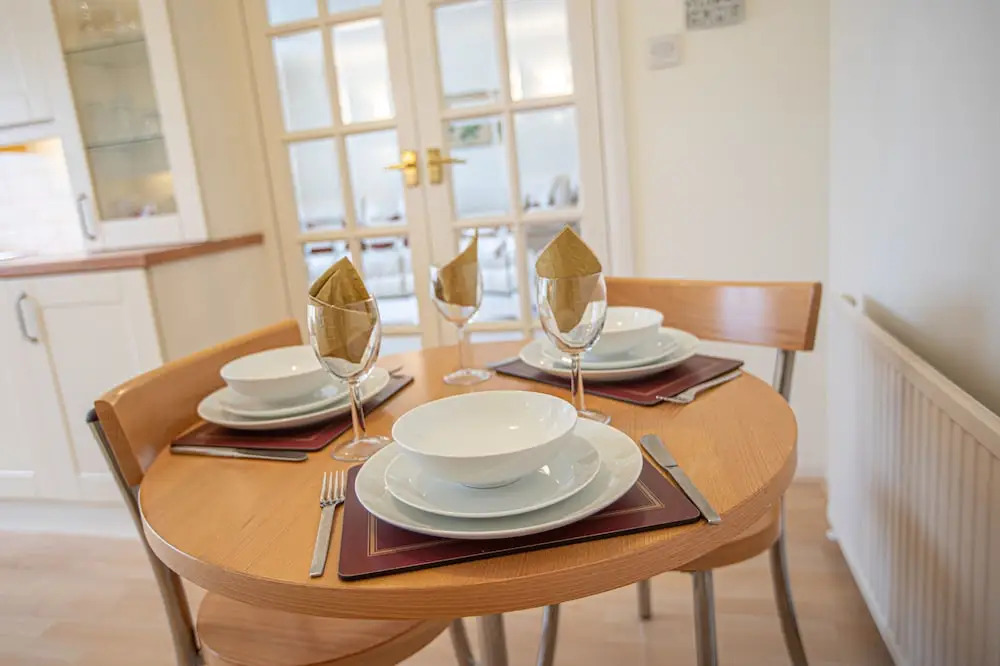 Cults Court Apartment