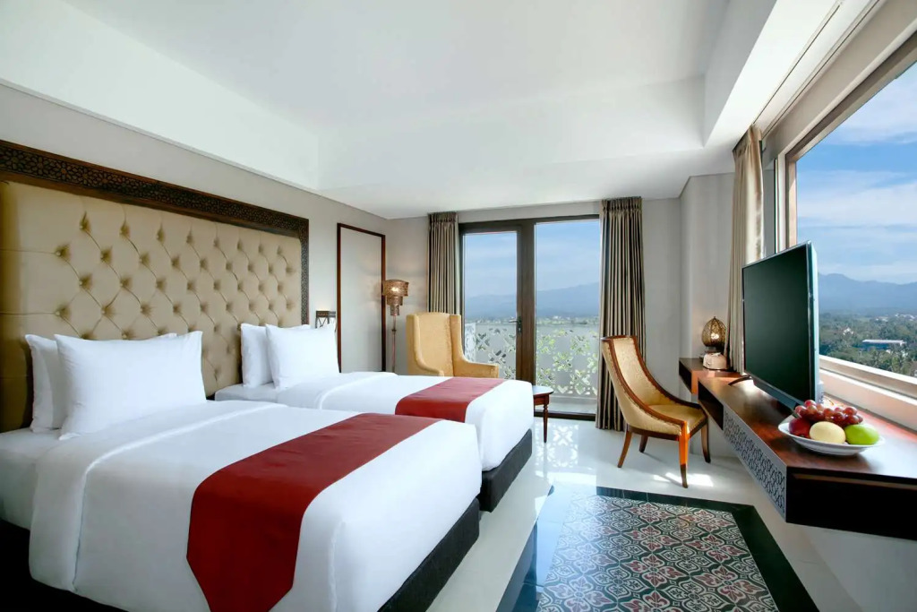Alhambra Hotel & Convention, BW Signature Collection