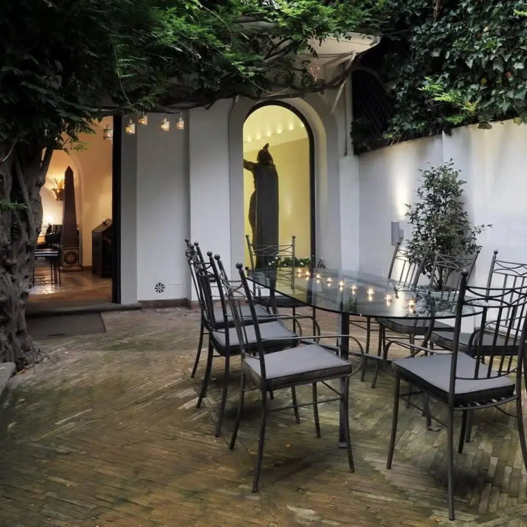 La Palazzina Santa Dorotea Splendid Rome Townhouse With Courtyard Garden