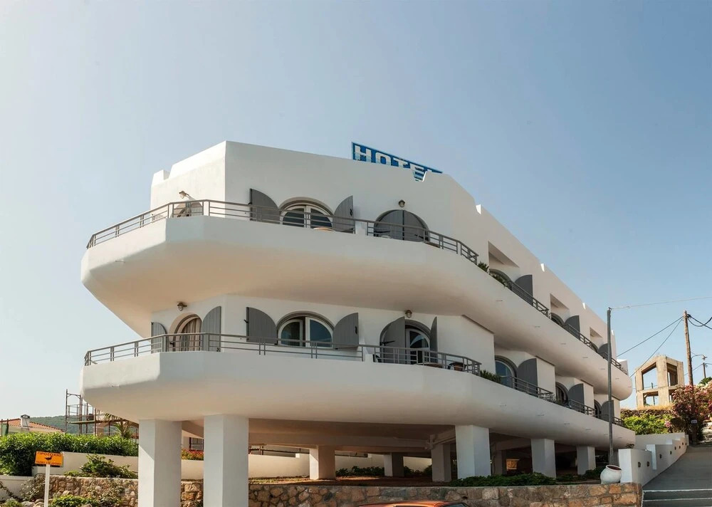 Nontas Hotel