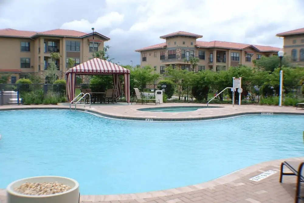 3 Bed 3 Bath Pool View High End Corner Condo