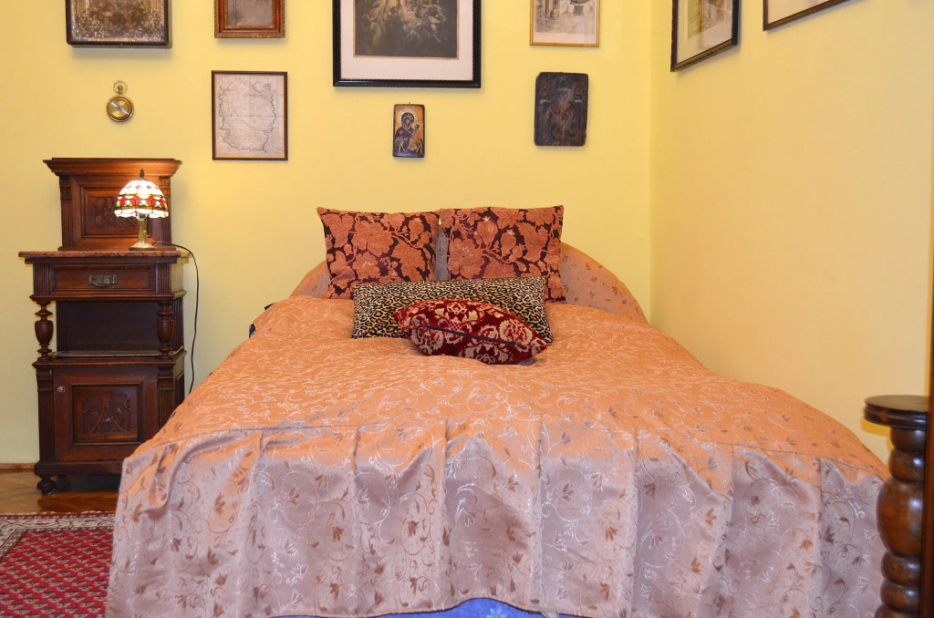 Central 5 Guest House