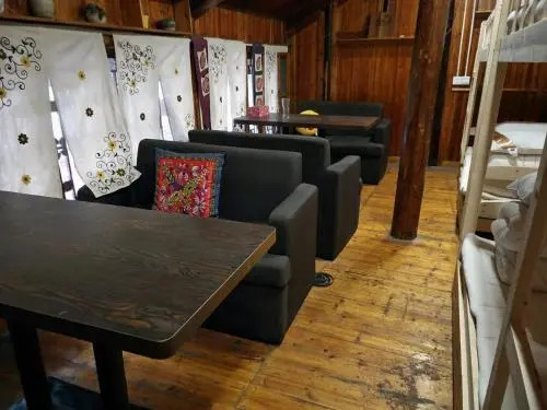 Bathe Under Moon Light Homestay