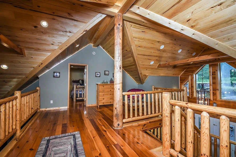 Cabernet Chalet