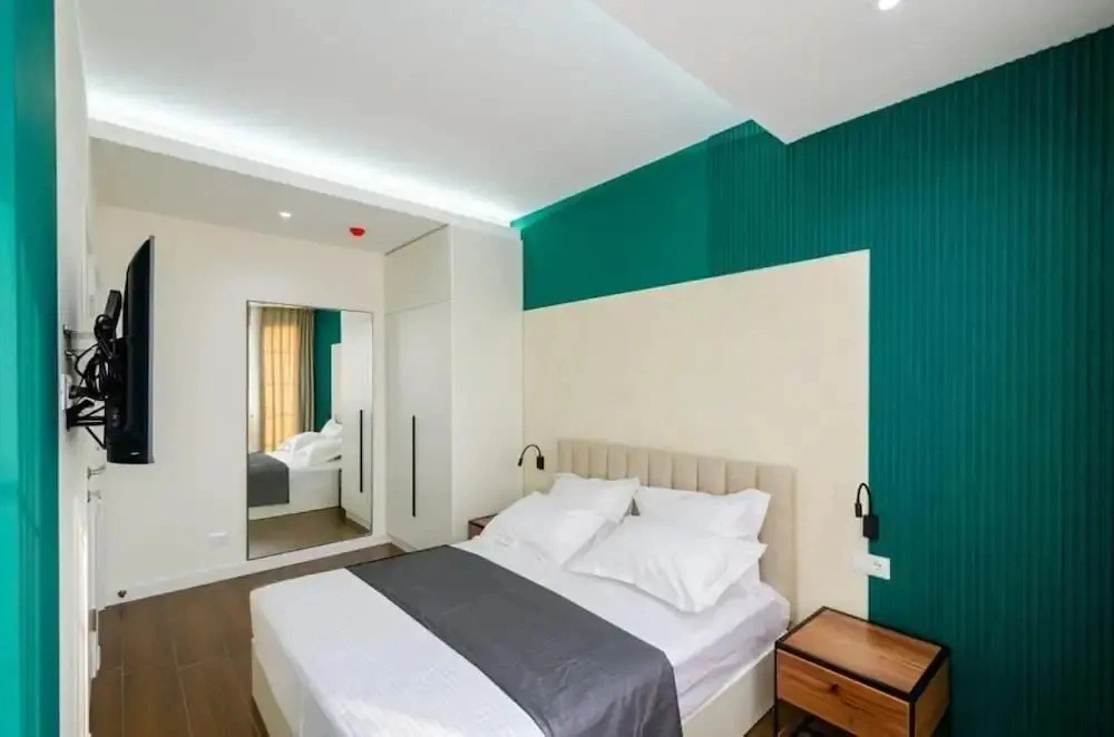 La Torre Hotel