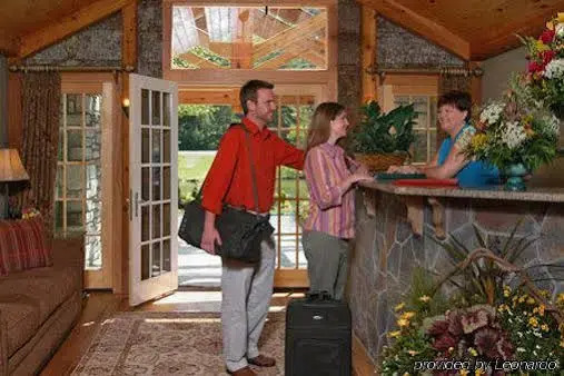 Village Inn - Blowing Rock