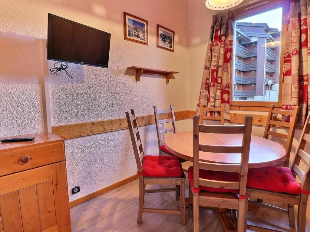 Appartement Méribel, 2 pièces, 6 personnes - FR-1-182-137