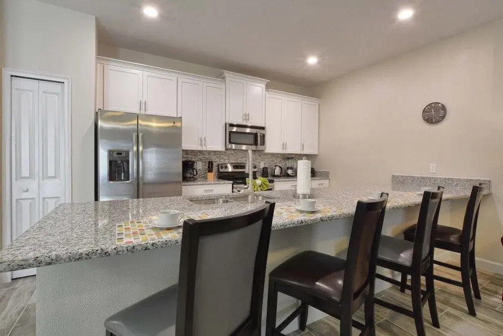 Storey Lake-4 Bedroom Townhome W/spashpool-1616st Townhouse