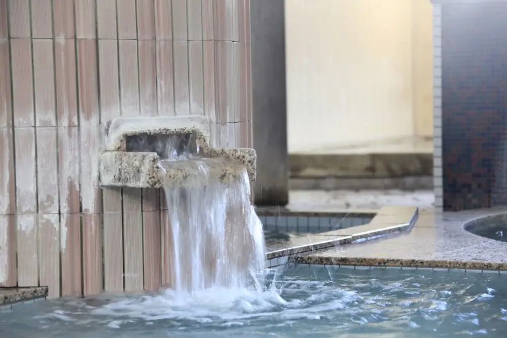 Poka Poka Onsen Hotel