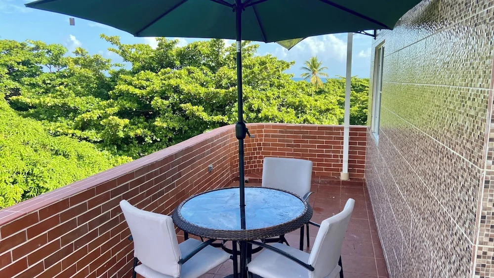 Sea Near and Beach a few Minutes Walking Top Location by RHV Living