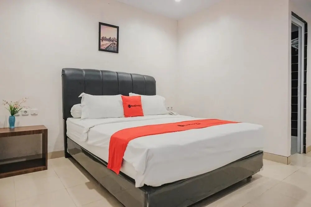 RedDoorz Premium @ Dna Fun Zone Pekanbaru