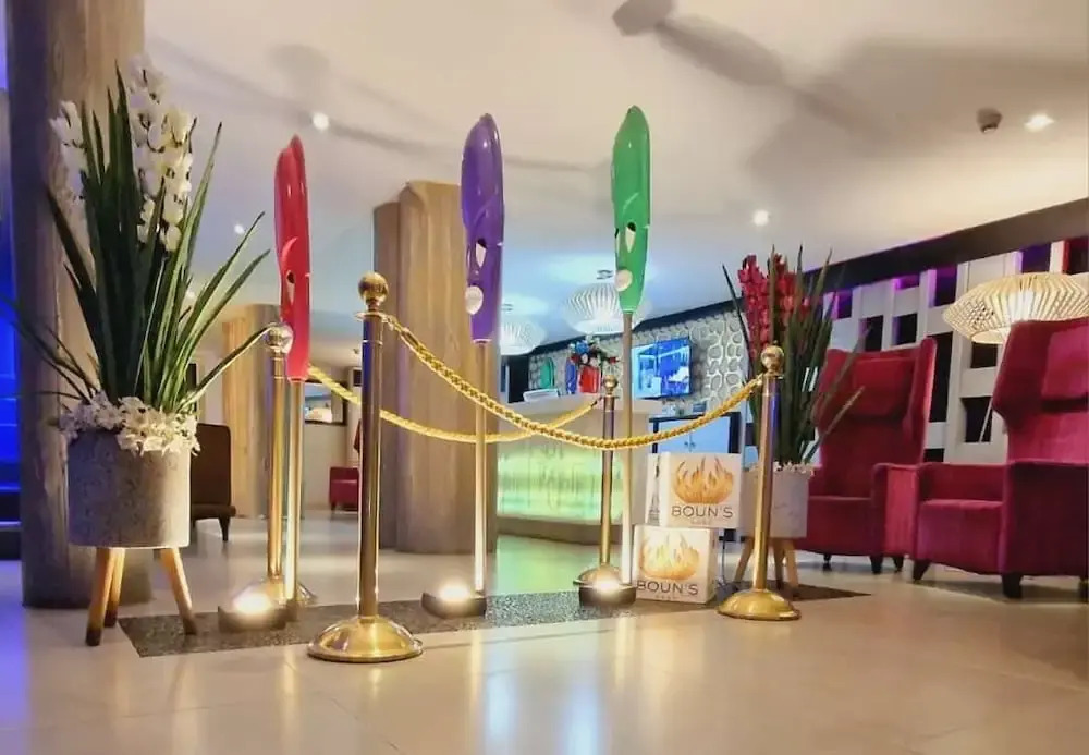 Bouns Hotel